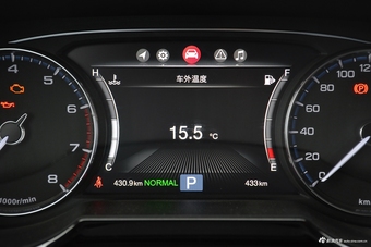 2017款传祺GS7 320T 2.0T两驱豪华智联型