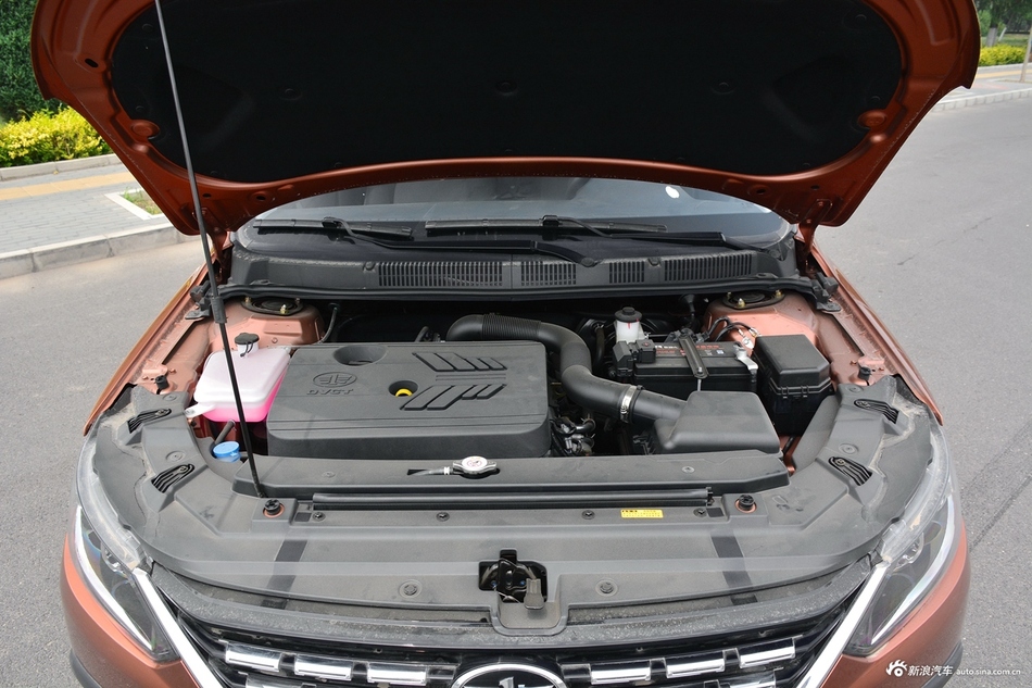 2018款一汽骏派CX65 1.5L手动舒适型