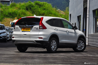 2015款CR-V 2.0L自动两驱风尚版