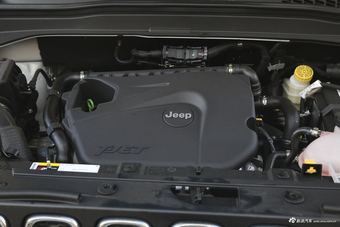  2018款自由侠1.4T自动劲能版互联网大屏版