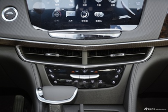 2017款CT6 2.0T自动28T领先型