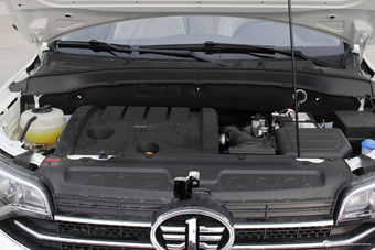 2016款森雅R7 1.6L手动舒适型 