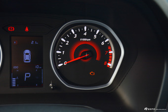 2018款东南DX3 1.5L手动豪华型