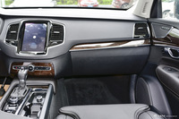 2015款沃尔沃XC90 2.0T自动 T6智雅版7座