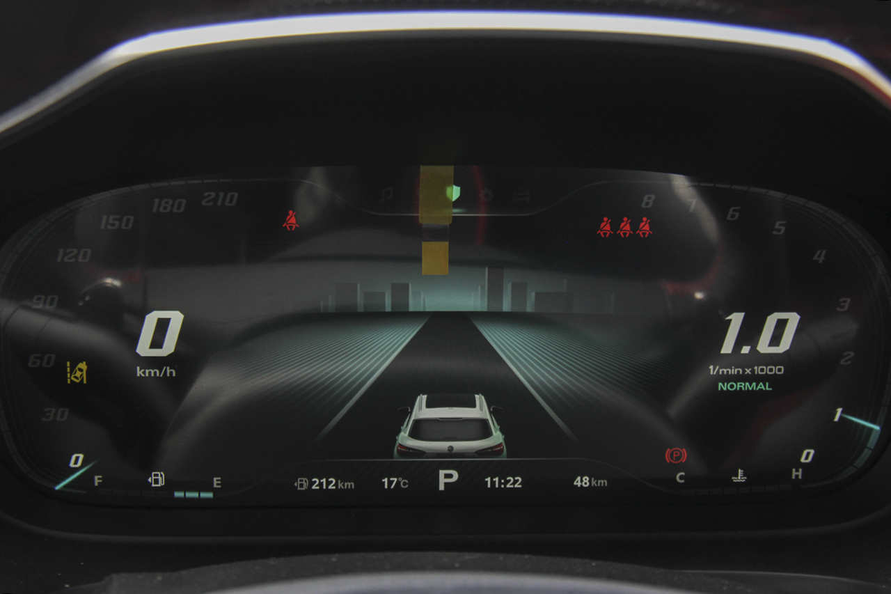 2018款名爵HS 2.0T自动四驱30T Trophy荷尔蒙超燃版