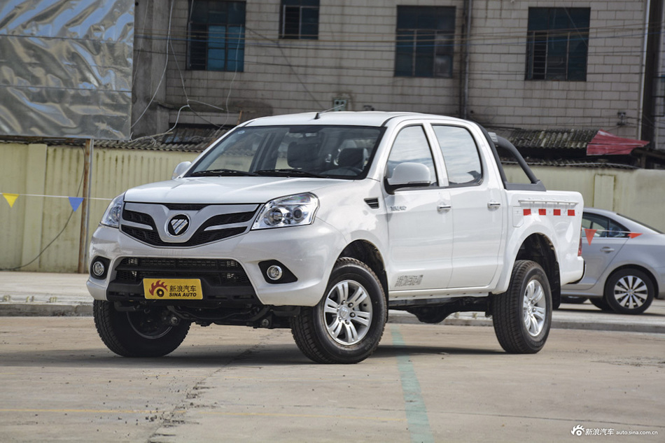 2015款拓陆者2.8T手动柴油四驱进取版