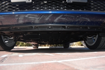 2018款英菲尼迪Q50L 2.0T自动豪华运动版