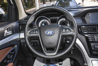 2015款雄师F22 1.9T手动四驱柴油豪华型