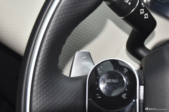 2018款揽胜星脉3.0T自动P380 R-DYNAMIC SE