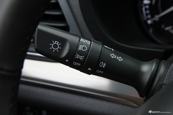 2017款长安CS95 2.0T自动四驱智驭版 