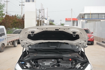 2018款宝马2系旅行车218i 1.5T自动领先型