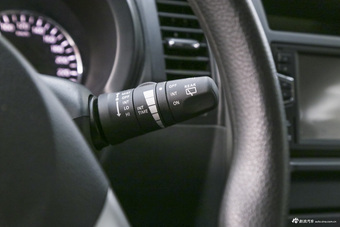 2016款风度MX6 2.0L自动四驱梦想版