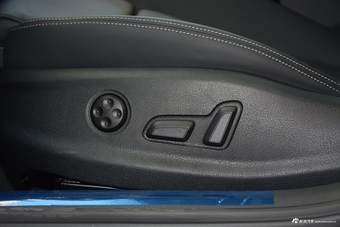 2017款奥迪RS3 2.5T Limousine自动