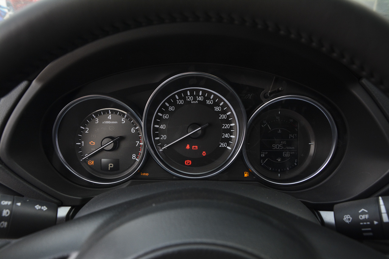 2017款马自达CX-5 2.0L自动两驱智尚型