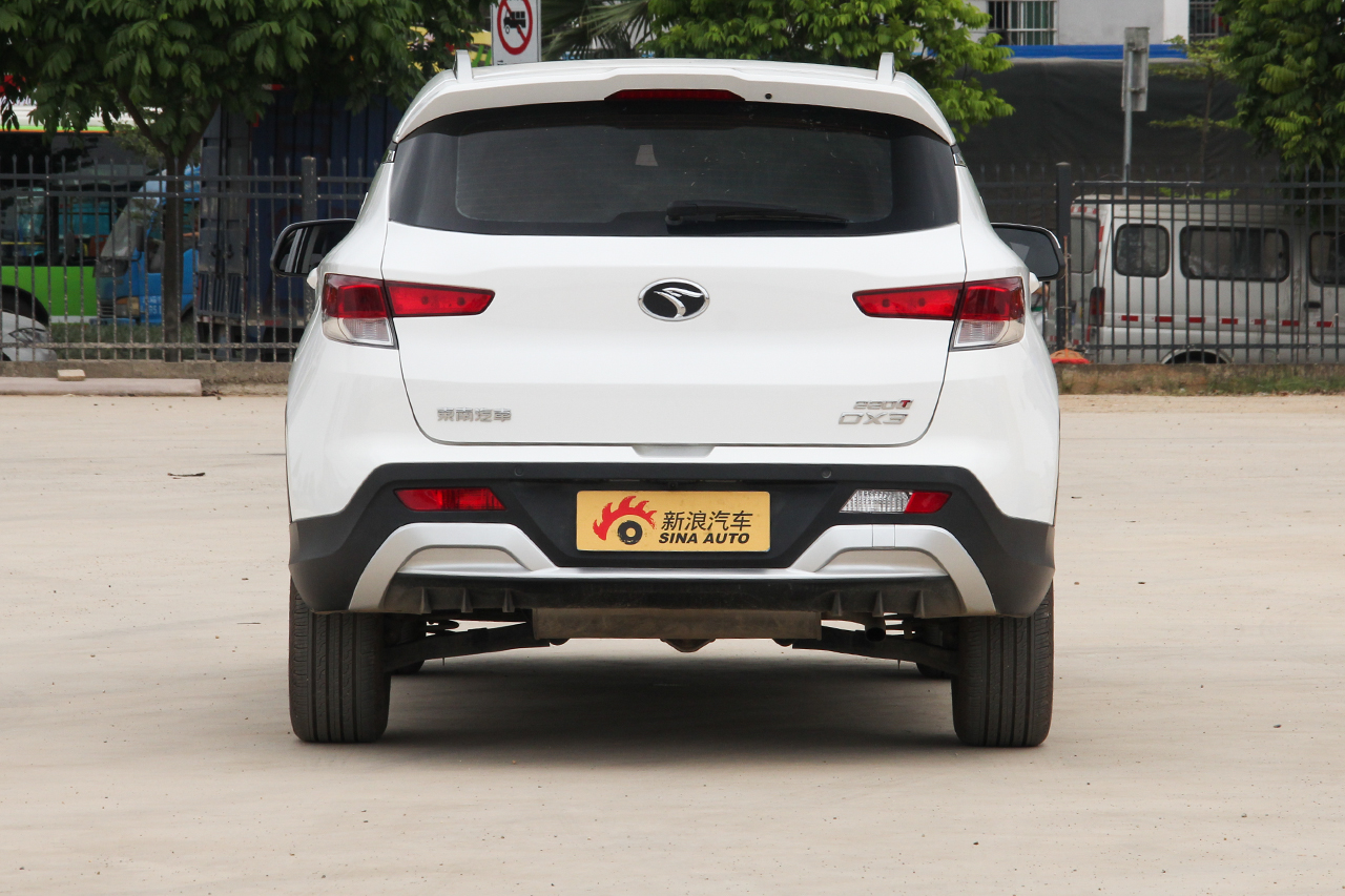 2018款东南DX3 1.5T自动旗舰型