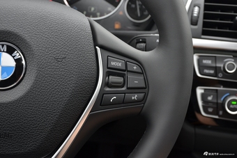 2018款宝马3系2.0T自动320Li xDrive 时尚型