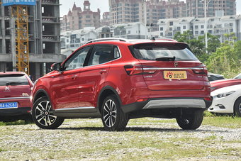 2018款荣威RX3 1.6L CVT旗舰版