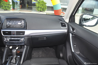 2015款马自达CX-5 2.0L自动两驱都市型