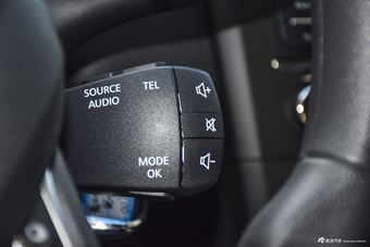 2016款科雷嘉2.0L自动两驱舒适版