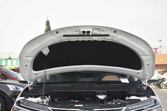 2017款风神AX4 1.6L自动潮尚型