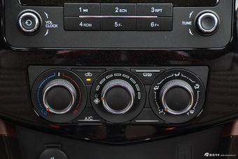 2016款东风风行SX6 1.6L 手动豪华型