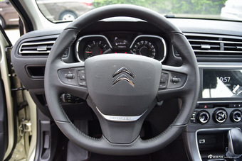 2016款雪铁龙C4世嘉1.6L自动豪华型