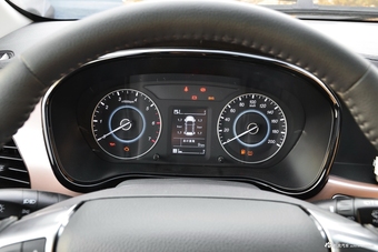 2017款伽途im6 1.5L手动智臻型