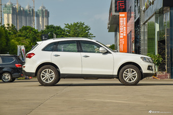 2015款众泰T600 1.5T手动豪华型 冰川白