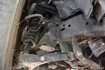 2017款纳瓦拉2.5L自动两驱豪华版QR25