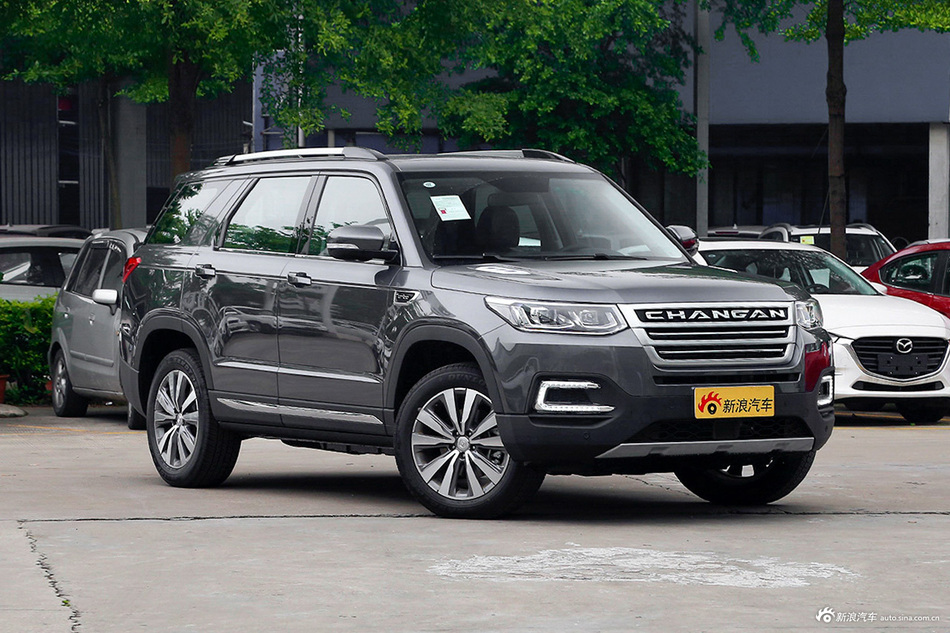 2017款长安cs95 2.0t自动两驱智途版