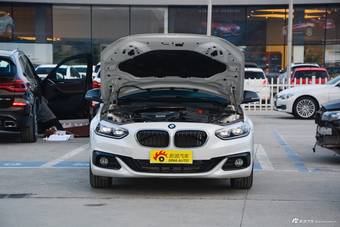 2018款宝马1系118i自动时尚型图片