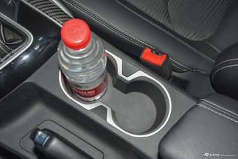 2017上汽大通D90 2.0T手动两驱火星