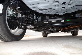 2016款帝豪GS 1.8L手动领尚型优雅版