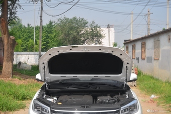 2018款长安CS75 1.5T自动精智型