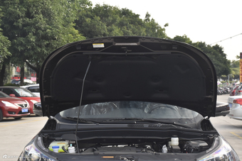 2018款东风风神AX7 1.6T自动豪华型