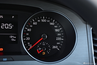 2018款高尔夫·嘉旅1.6L自动舒适型