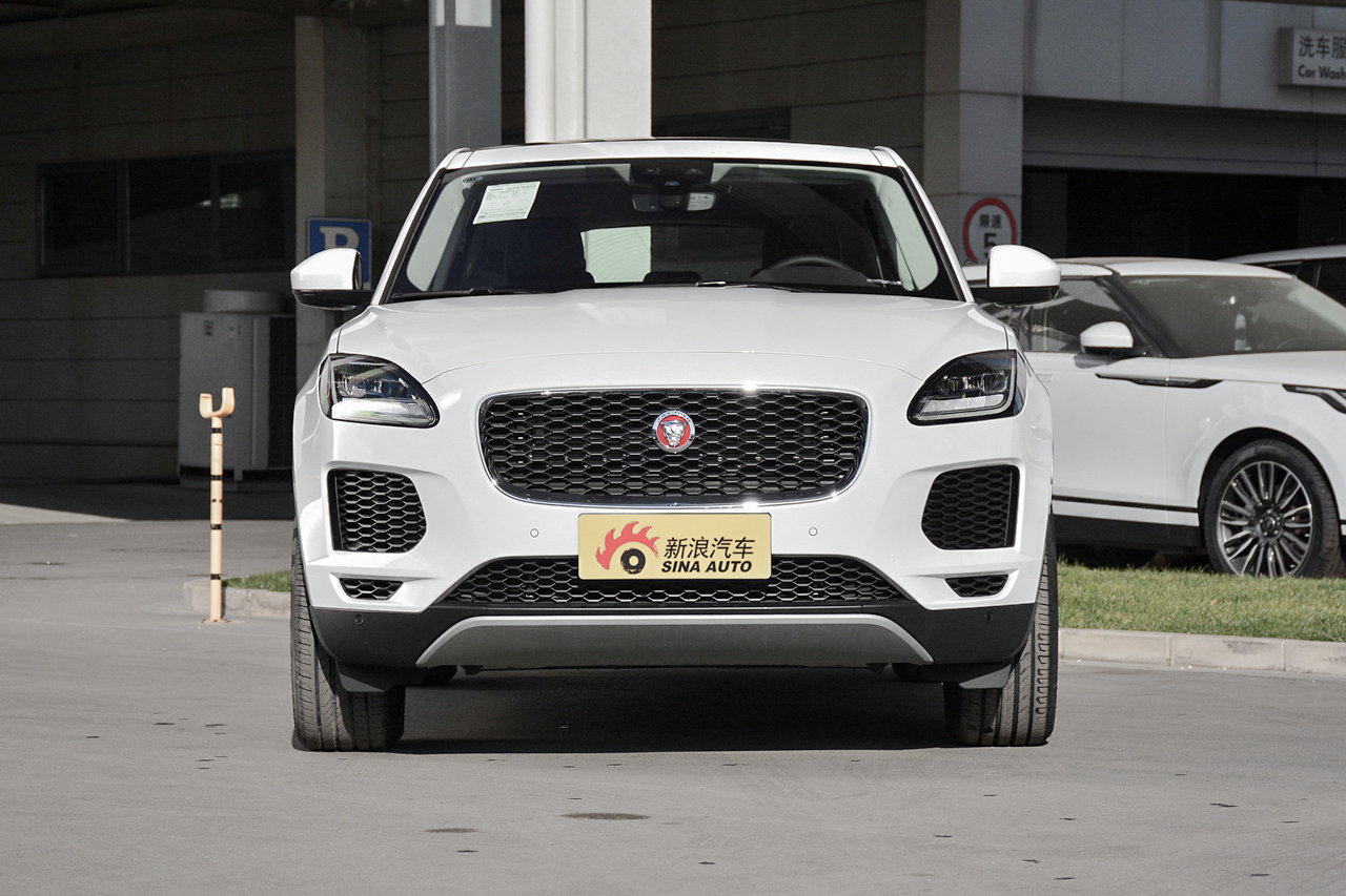 30万以内过足豪华瘾 实拍最便宜捷豹SUV 