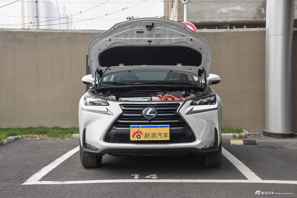 2015款雷克萨斯NX 2.5L自动300h全驱锋致版
