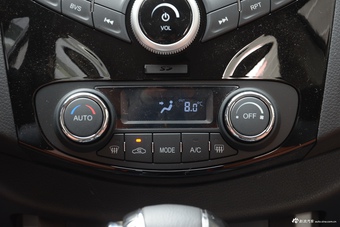 2016款海马S5 1.5T自动创享版