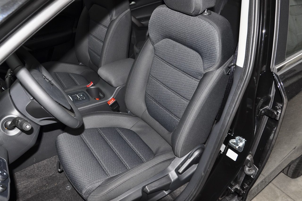 2016款锐腾 1.5T自动精英版