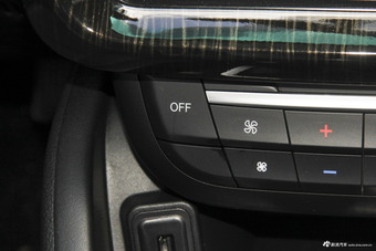 2018款斯威X7改款1.5T手动豪华互联版7座