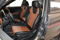 2017款陆风X2 1.6L自动铂锐版