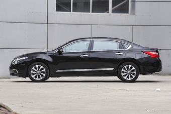 2016款天籁2.5L自动 公爵 XV-VIP旗舰版