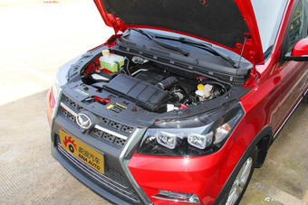 2016款北汽幻速S3L 1.5L手动尊贵型