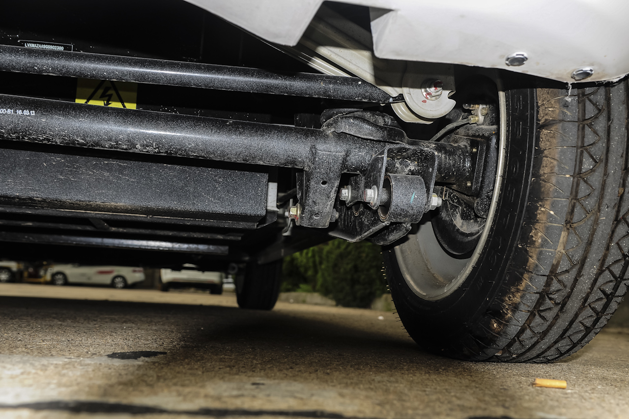 2016款江铃E100标准型