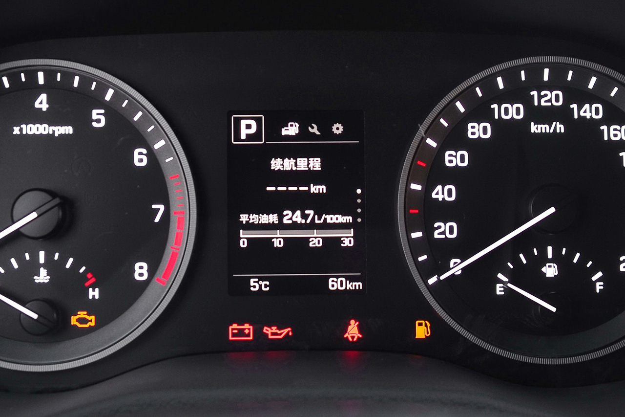 2018款全新途胜1.6T自动两驱15周年特别版