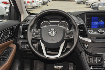 2018款东风风神AX7 1.6T自动尊贵型