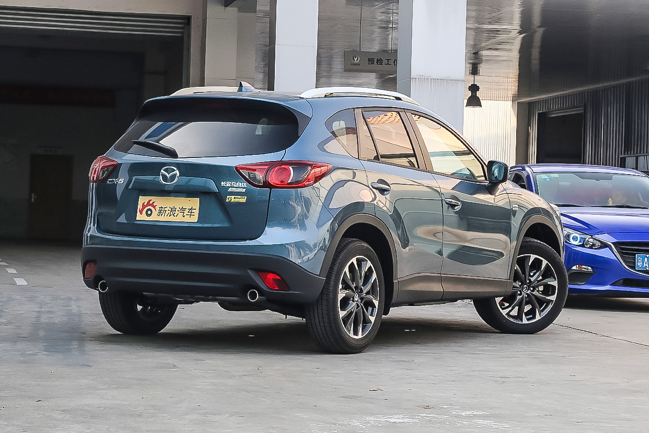 2015款马自达CX-5 2.5L自动四驱尊贵型