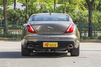 2015款捷豹XJL 3.0L自动SC两驱尊享商务版