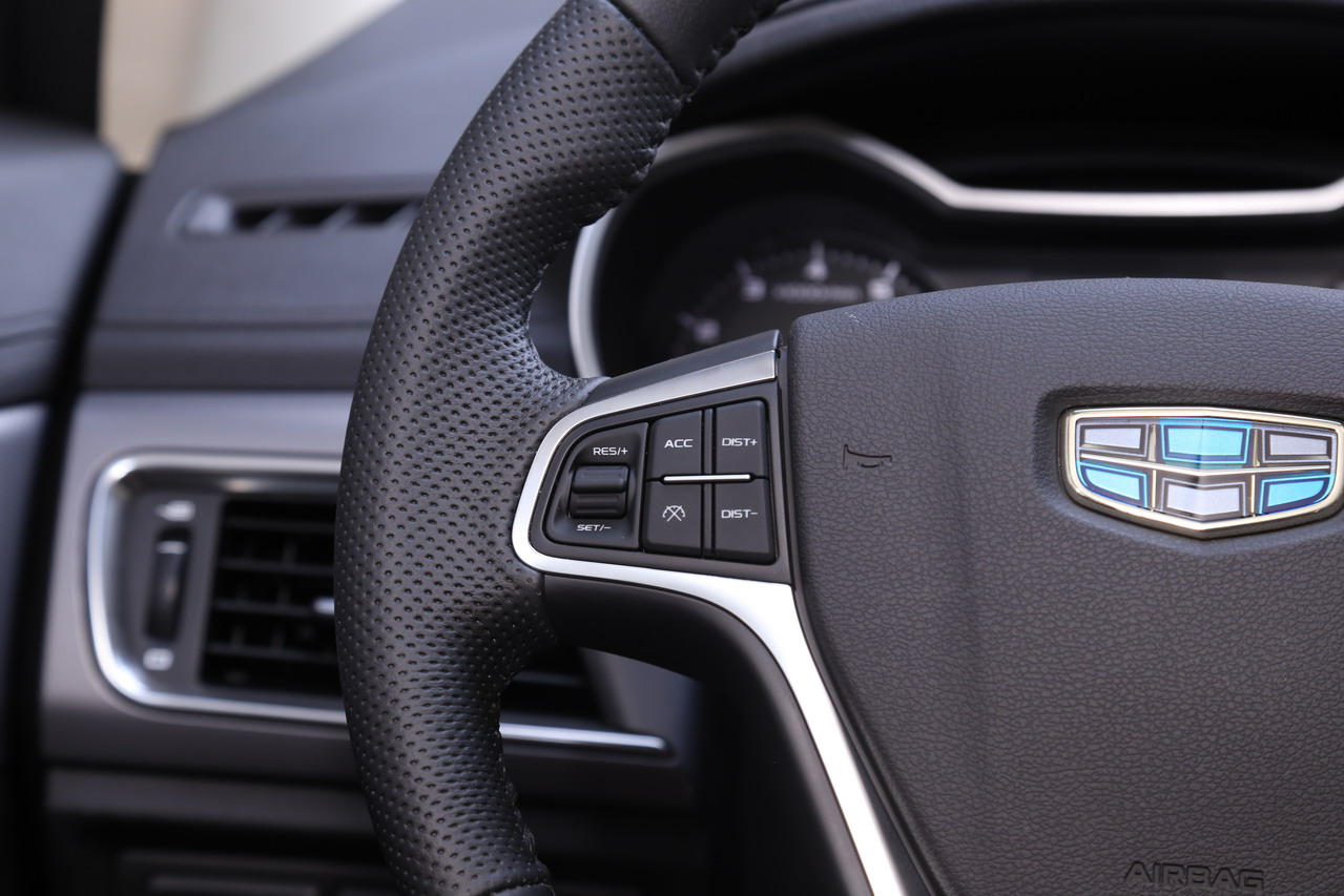 2018款帝豪GS 1.4T自动尊尚智联型领潮版